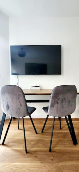 New & Serene 1-Bedroom Apart Near #Ladefenseparis #Parking&Fibre Suresnes Dış mekan fotoğraf